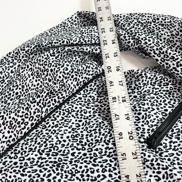 AllFenix Cropped Jacket Women's Medium Black Leopard Print Zip Snap Closure - Picture 4 of 10